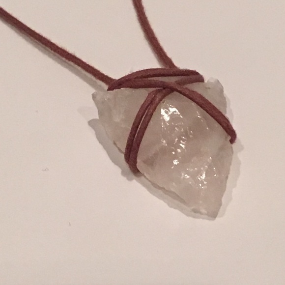 Jewelry - Natural Hand Carved Arrowhead Necklace